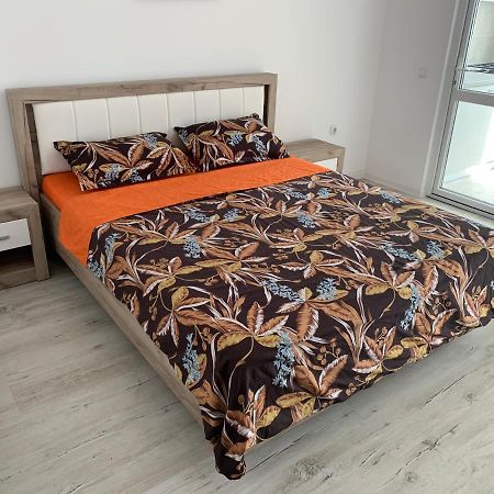 Residence Tineretului Roşu エクステリア 写真