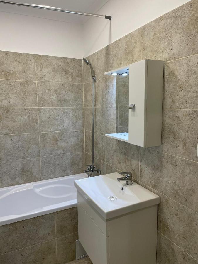 Residence Tineretului Roşu エクステリア 写真